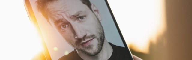 Ole valvel! Naine paljastas eriti alatu vale, mida mehed Tinderis kasutavad