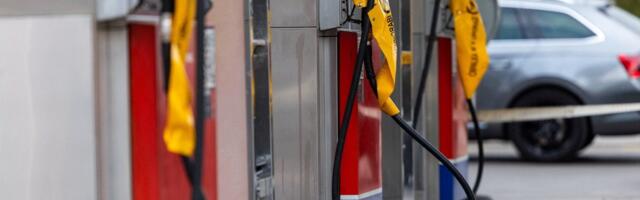 Pakao na pumpama u komšiluku, sledi nešto još gore: Posle goriva, sprema se drastično poskupljenje hleba, ulja, mesa...