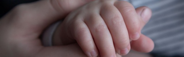 Kas oled koroonahaigust põdenud? Sellele võivad viidata ka küüned