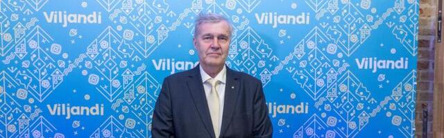 Viljandi volikogu aplodeeris raske haiguse tõttu taanduvale abilinnapeale püsti seistes