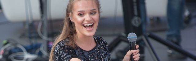 KLÕPS | Imearmas perekond! Getter Jaani tähistas lähedastega elukaaslase sünnipäeva