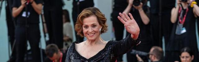 EPL VENEETSIAS | Filmifestivali avas Tim Burtoni uus film, puhkes ka esimene skandaalike