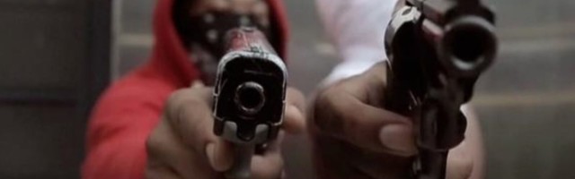 Ajakirjanik Chicago gängisõdade keskel: tulistamised, mõrvad ja käed rüpes istuv politsei