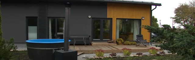 VIDEO I Tubli töö! Innukas perenaine sai uue kodu ja imekauni aia valmis vaid paari kuuga