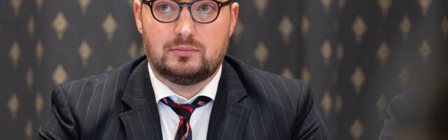 Tallinna kesklinna linnaosakogu koosolek kestis vaid 13 minutit, kuna linnaosa vanem ei ilmunud kohale