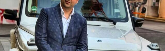 Zbog kocke rasprodao vozni park, a sada pokazao novu "igračku": Pevač iskeširao za besnog džipa BOGATSTVO