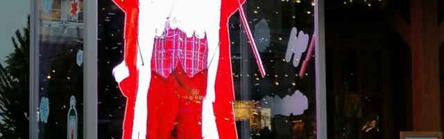 Jõuluvana suudab kõike Jõuluvana kõrgem pilotaaž Eesti Elu