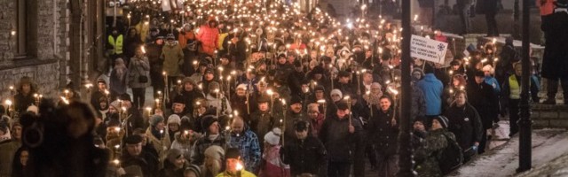 EKRE tõrvikurongkäik tuleb varasemast väiksem: platsile pääseb vaid eelregistreerimisega