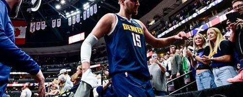 POKLONITE SE NAJVEĆEM - NIKOLA JOKIĆ URADIO NEŠTO ŠTO NISU USPELI NI DŽORDAN, BRAJANT, LEBRON... Srbin se zlatnim slovima upisao u istorijske knjige NBA lige!