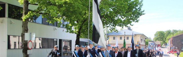 Otepää tähistas Eesti lipu sünnipäeva