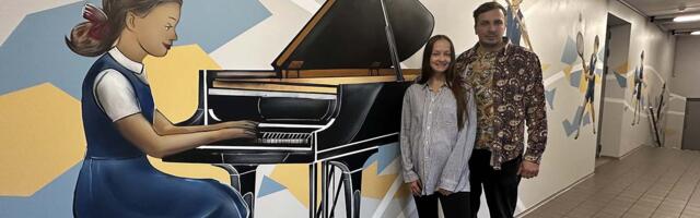 Keh­ra kool sai 175. sün­ni­päe­vaks sei­na­maa­lin­gu