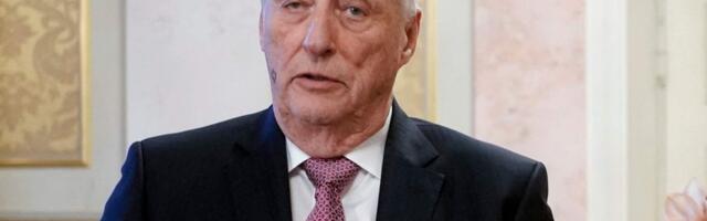 Hispaanias haiglasse sattunud Norra kuningas Harald jääb veel ravile. Oslost lendas kohale tema isiklik arst