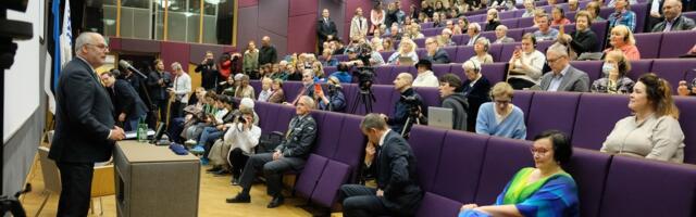 President Karis Narvas: me kõik oleme üksteisele meie inimesed