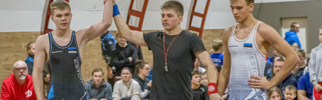 Martnas peeti maadluspidu