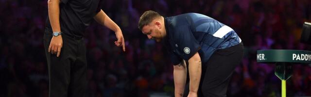 VIDEO | Enesevalitsuse kaotanud noolemängija lahkus MM-ilt verise käega