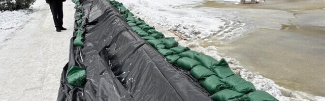 Põltsamaal tõusis jõgi üle kallaste