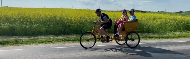 Reporter: Postimees tähistas sünnipäeva lõbusa velotuuriga mööda kaunist Eestimaad