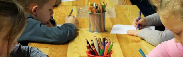 TASUB TEADA. Koolieelsetes eralasteasutustes käivate laste vanemate jaoks muutub Tallinnas toetuse taotlemine lihtsamaks