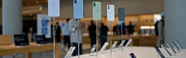 India is ordering Apple and other phone makers to preinstall a state-owned app