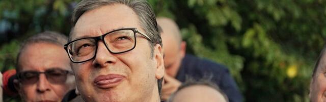 Služim samo našem narodu! Oglasio se Vučić: "Ne odgovaram ni onima na zapadu, ni onima na istoku" (VIDEO)