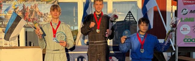 Eesti veemotosportlane sai Tartus valmistatud paadiga EM-il hõbemedali