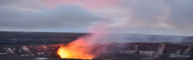 Tudulinna vulkaan hakkas purskama