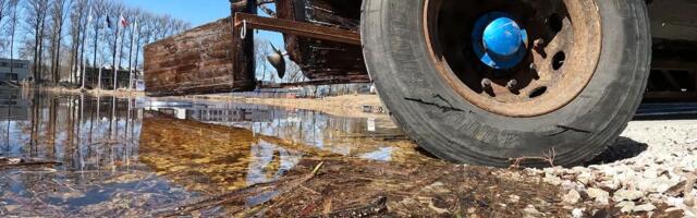 Reporter: Tartus lasti Emajõkke Jõmmu!