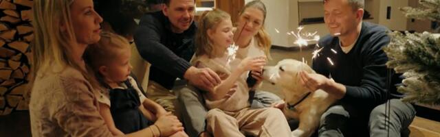 Sügisel alustatud ravi annab üliharuldase Retti sündroomiga sõbrannadele lootust