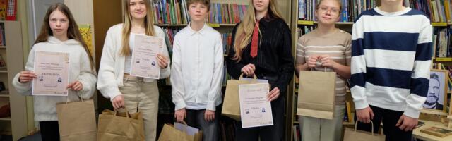 Valga Keskraamatukogus toimus XXXVIII vendade Liivide ja Juhan Liivi luuleauhinna laureaatide loomingule pühendatud etlusvõistluse Valgamaa eelvoor