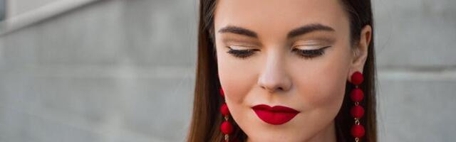Ilumaailma konsultant annab nõu: punane huuletoon sobib kõigile, kui pead silmas järgmist