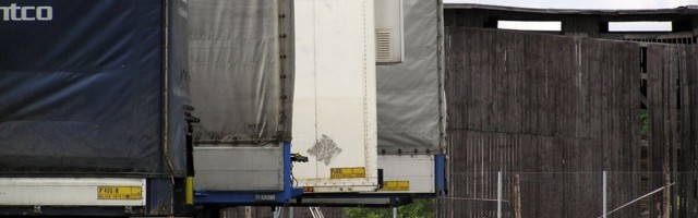 Aprillis kasvas kaubavahetus poole võrra