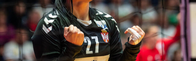 PREŽIVELA OLUJU I TEŠKU NESREĆU – SAD BRANI SRBIJU! Neverovatna priča Gordane Petković (VIDEO)