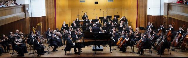 Macujev i Simfonijski orkestar RTS-a održali koncert u Kolarčevoj zadužbini