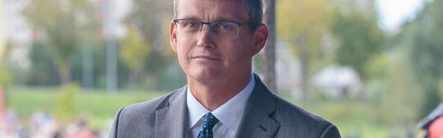 Aleksei Jevgrafov asus tööle Yana Toomi büroosse