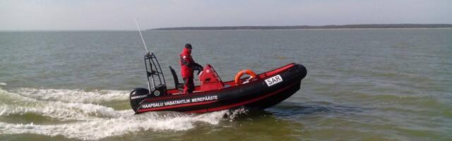 Triivima pääsenud paat jättis inimesed saarele vangi