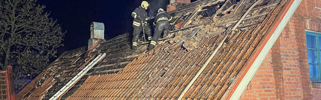 Viljandis kesklinnas põles maja