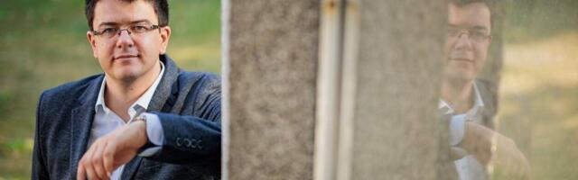 Синица предлагает признать правовым актом заявление временного кабмина о независимости