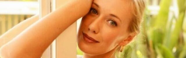 MILJONÄR BOBBY SAGER jättis seltskonnakaunitar Charlene Renniti maha väga inetul kombel