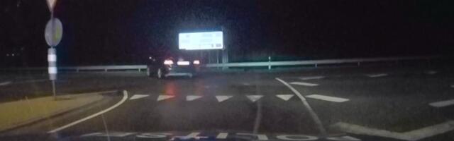 Reporter: Tartumaal põgenes 32-aastane purjus mees politseinike eest ja võttis oma BMW'st viimast