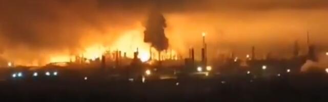 Ukraina süütas õhurünnakuga Kstovo naftatöötlemistehase Venemaal