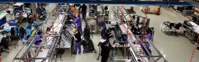 Tartus valmivad moodsad taaraautomaadid – võid eri tüüpi pandipakendid korraga masinasse valada