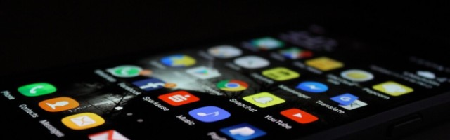 Enneolematu: Apple lubab Venemaal uutesse iPhone'idesse kohalikke äppe paigaldada