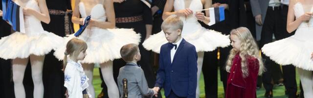 VIDEOD | Elmo Nüganen jagab kontsertetenduse osalistele kiidusõnu. Laval kaasalöönud lapsed muljetasid esinemisest