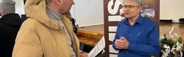 Galerii: töötukassa värbamispäeva Paides külastas sadu inimesi