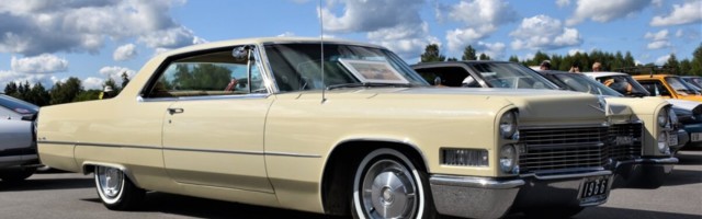 Vähemalt 25-aastased autod oma täies ilus – Laitses toimus viiendat korda Youngtimer Camp