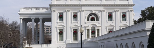 Trump: föderaalhooneid tuleb ehitada eelistatult klassikalises stiilis