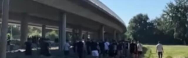 Novi Sad: Sumnjivi aktivisti iscrtavaju trobojke na Limanu