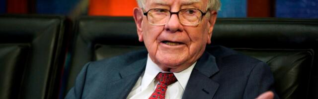 Buffett’s Berkshire dumped Apple shares again in second quarter