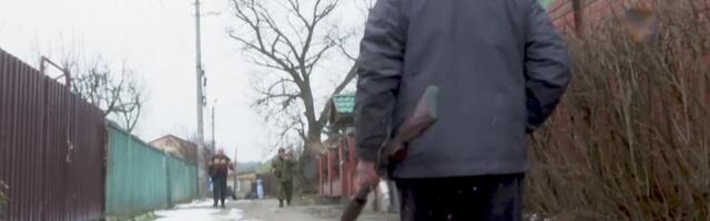 Reporter: Ukraina eakad haaravad kodumaa kaitseks relvad