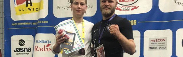 Poksikoondislasi saatis Leedus medalisadu, Eesti naispoksija võitis kulla!
